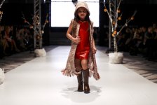 Открытие Baku Fashion Week: сказочная атмосфера и детские образы (ФОТО)