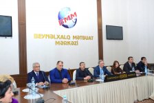 В Баку состоялась презентация музыкального видеоклипа Bir az möhlət ver Allahım (ФОТО)