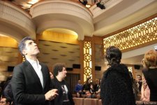 Ажиотаж и восторг: Озджан Дениз и Нургюль Ешилчай презентовали в Баку новый фильм (ФОТО)