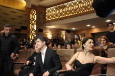 Ажиотаж и восторг: Озджан Дениз и Нургюль Ешилчай презентовали в Баку новый фильм (ФОТО)