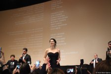 Ажиотаж и восторг: Озджан Дениз и Нургюль Ешилчай презентовали в Баку новый фильм (ФОТО)