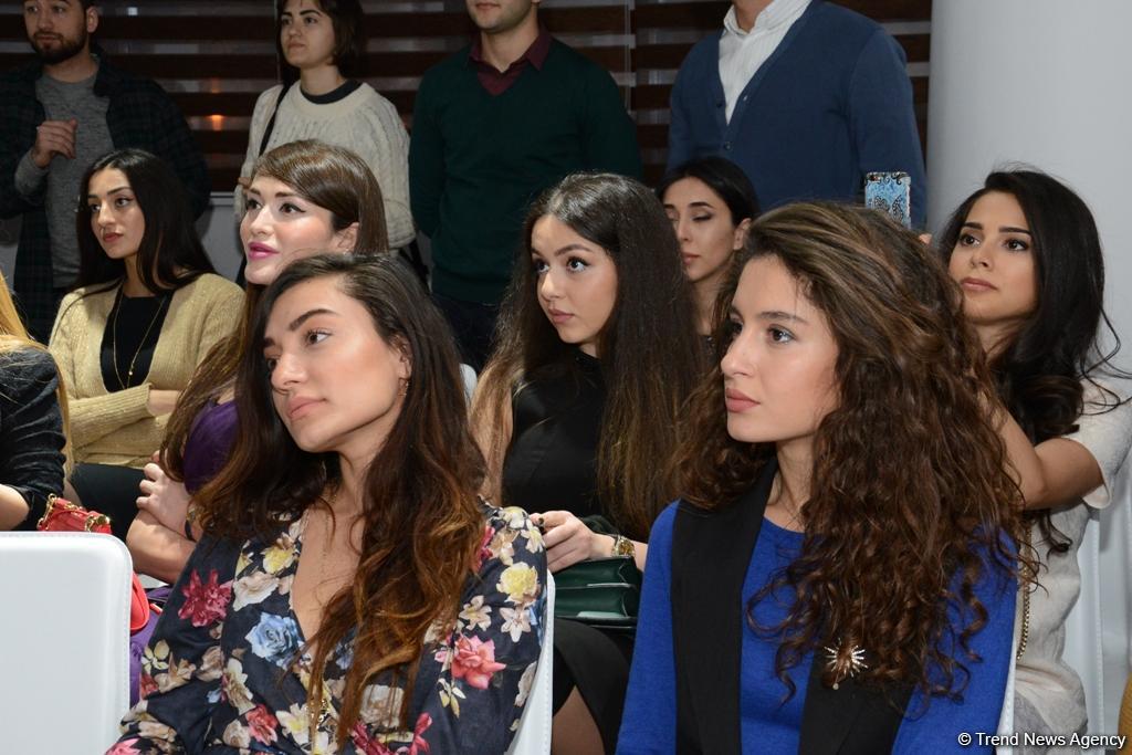 В Центре Политической Психологии состоялся вечер поэзии (ФОТО)