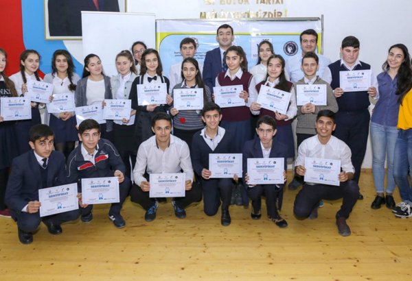 Азербайджанские "Умники и умницы" выявили финалистов (ФОТО)