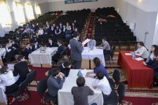 Азербайджанские "Умники и умницы" выявили финалистов (ФОТО)