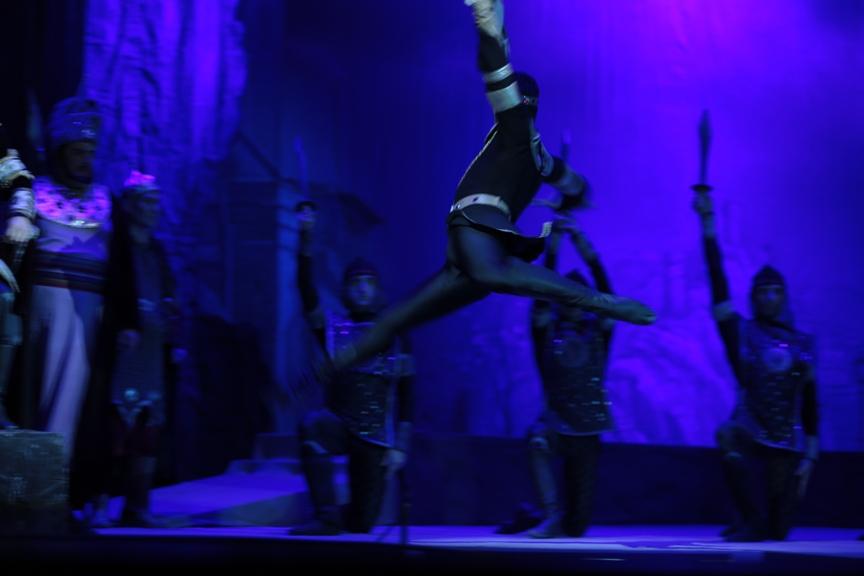 Триумф Рамиля Гасымова в опере "Вагиф": новая красочная постановка, овации зрителей (ФОТО)