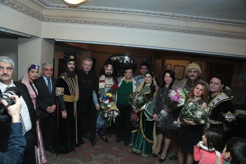 Триумф Рамиля Гасымова в опере "Вагиф": новая красочная постановка, овации зрителей (ФОТО)