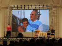 Эммануил Виторган в Баку: "За все тебя благодарю!" (ФОТО)