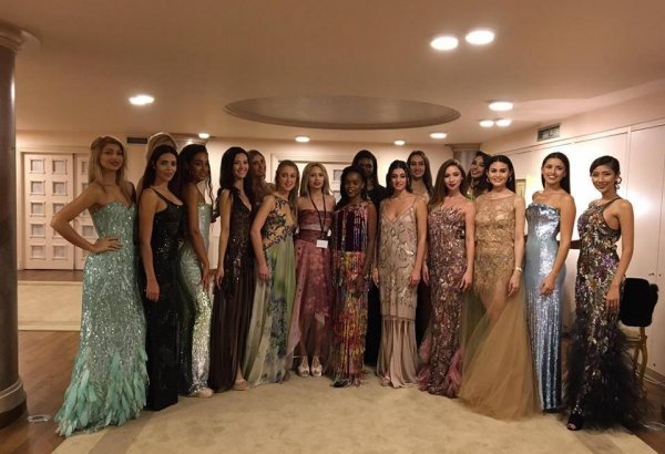 Представители Азербайджана готовятся к финалу Best Model of the World в Стамбуле (ФОТО)