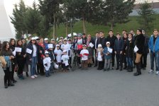 Дети, больные гемофилией, посетили Республиканский велотрек в Баку (ФОТО)