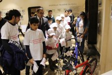 Дети, больные гемофилией, посетили Республиканский велотрек в Баку (ФОТО)