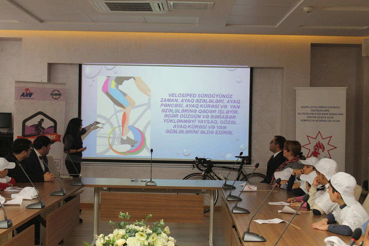 Дети, больные гемофилией, посетили Республиканский велотрек в Баку (ФОТО)