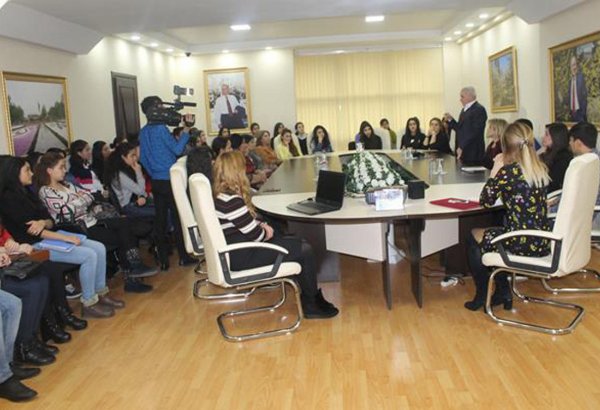 В Баку прошло мероприятие, посвященное Всемирному дню борьбы со СПИДом (ФОТО)