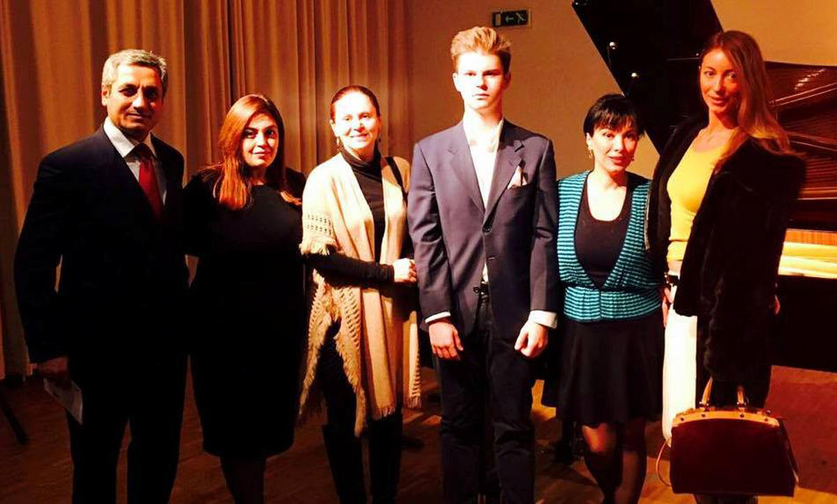 В Австрии почтили память Огтая Абасгулиева: Когда живопись встречается с музыкой (ФОТО)