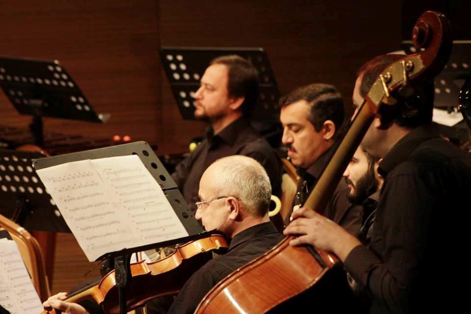 Необычный концерт в Баку: музыканты на сцене и в зале (ФОТО)