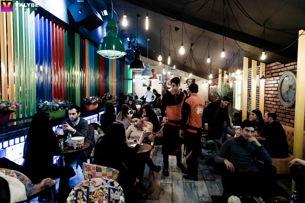 В CinemaPlus азербайджанский дубляж голливудского фильма с известными актерами (ВИДЕО, ФОТО)