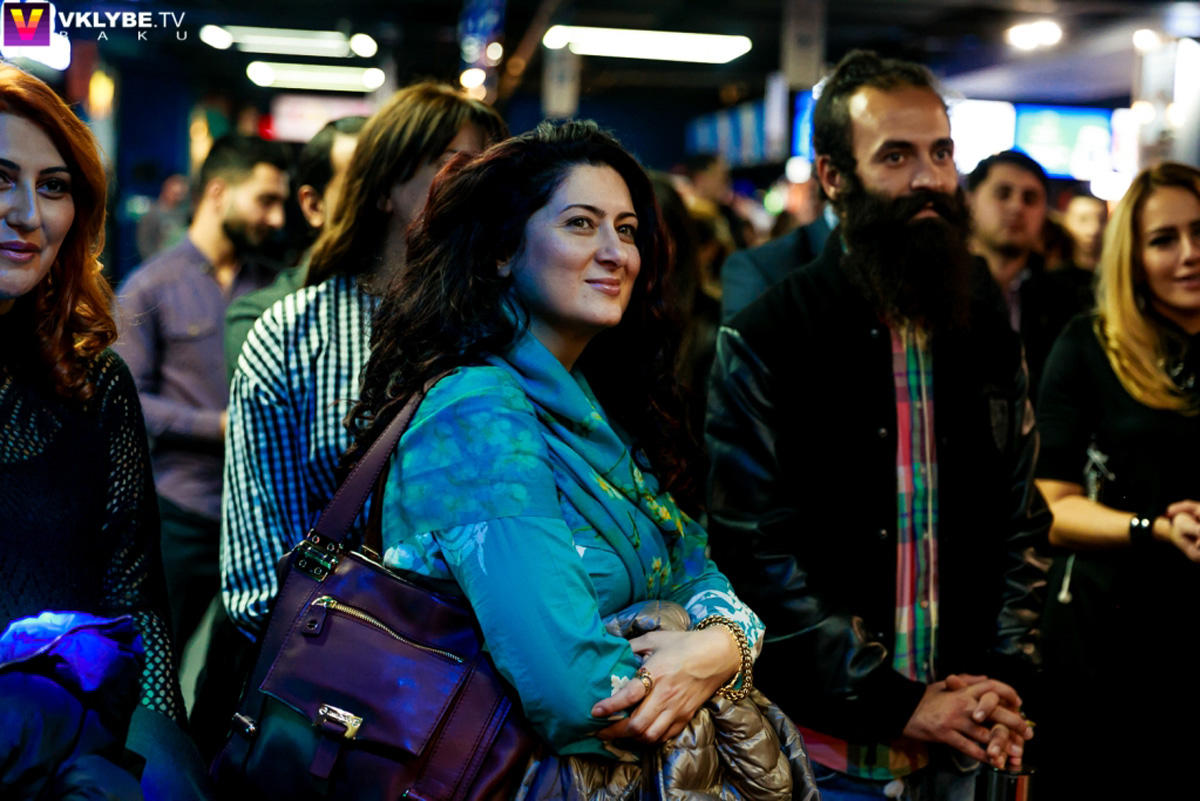 В CinemaPlus азербайджанский дубляж голливудского фильма с известными актерами (ВИДЕО, ФОТО)