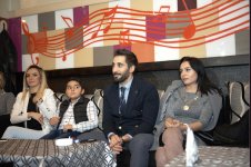 Наргиз Гусейнли и Руфат Назар презентовали клип "Держи меня за руку" (ВИДЕО, ФОТО)