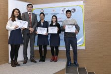 Самые умные школьники Баку (ФОТО)