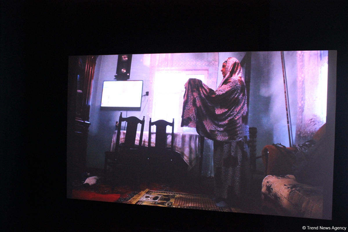 В Проектном Пространстве ARTIM открылась выставка азербайджанских и международных резидентов YARAT под названием "Каково это?" (ФОТО)