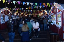 В Баку открылась благотворительная ярмарка "Холодные руки - горячее сердце" (ФОТО)