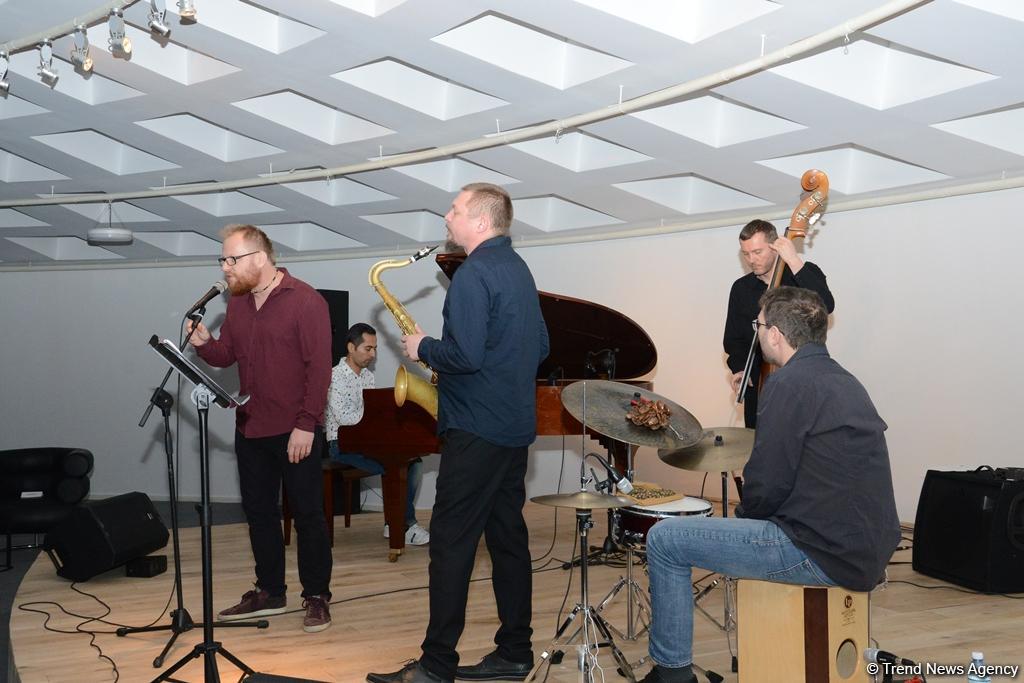 Чарующая атмосфера джаза: известные польские музыканты выступили в Баку (ФОТО)