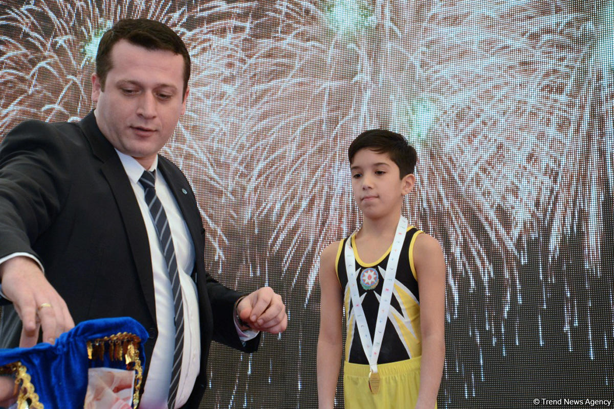 Завершился первый день чемпионатов Азербайджана по спортивной и акробатической гимнастике (ФОТО)