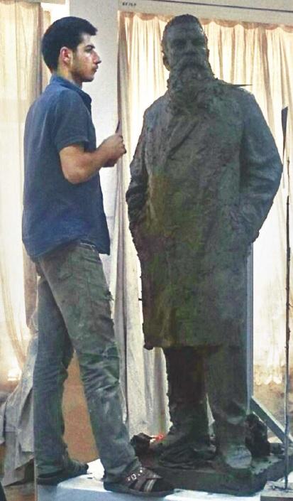 Xalq Bank презентовал издание о жизни и творчестве скульптора–шехида Самира Качаева (ФОТО)