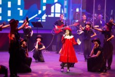 Лейла Алиева посетила детский музыкальный фестиваль эстрадной песни «Зима» (ФОТО)