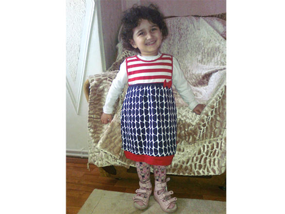 5-летней Фатиме и ее бабушке необходима срочная помощь (ФОТО)