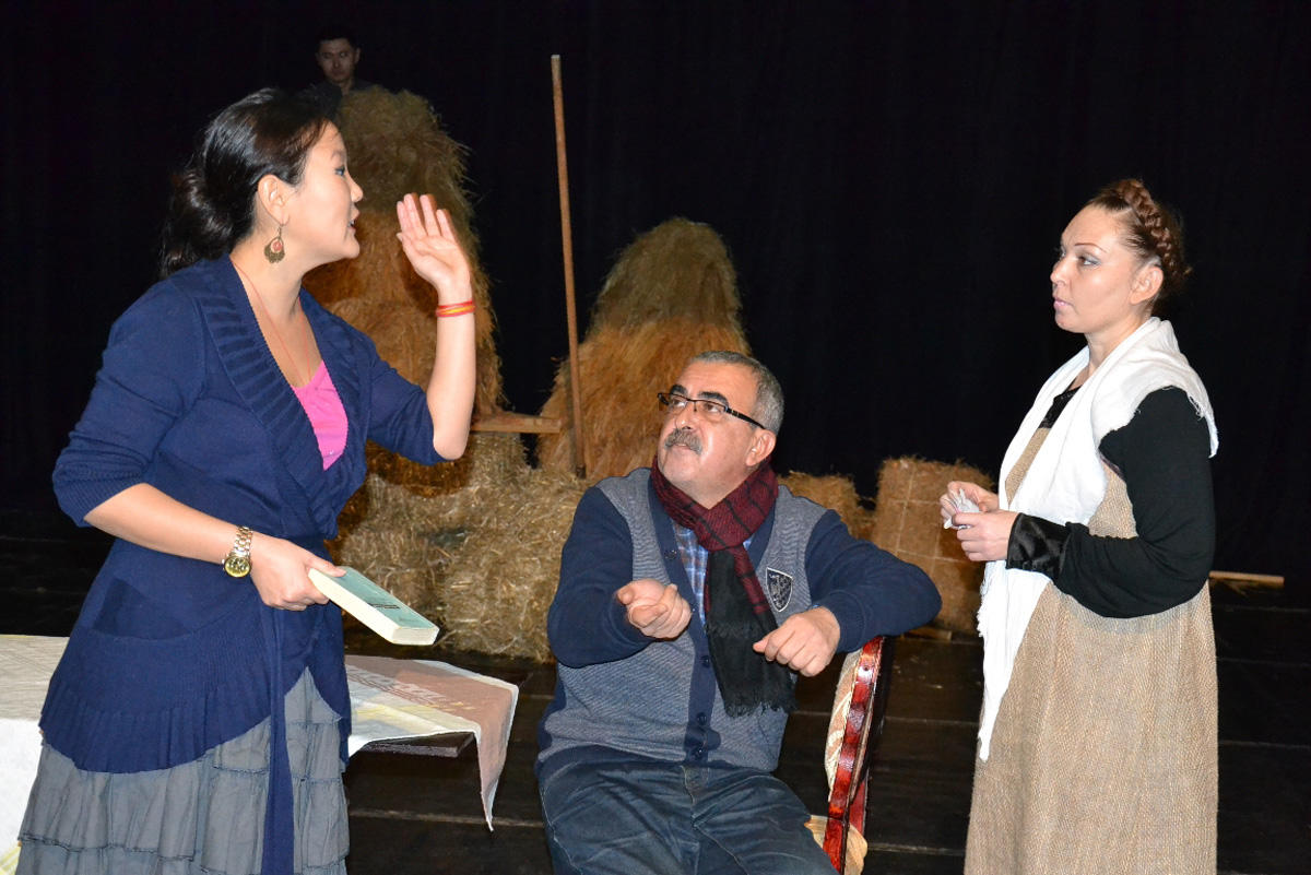 Азербайджанский режиссер награжден двумя медалями в России (ФОТО)