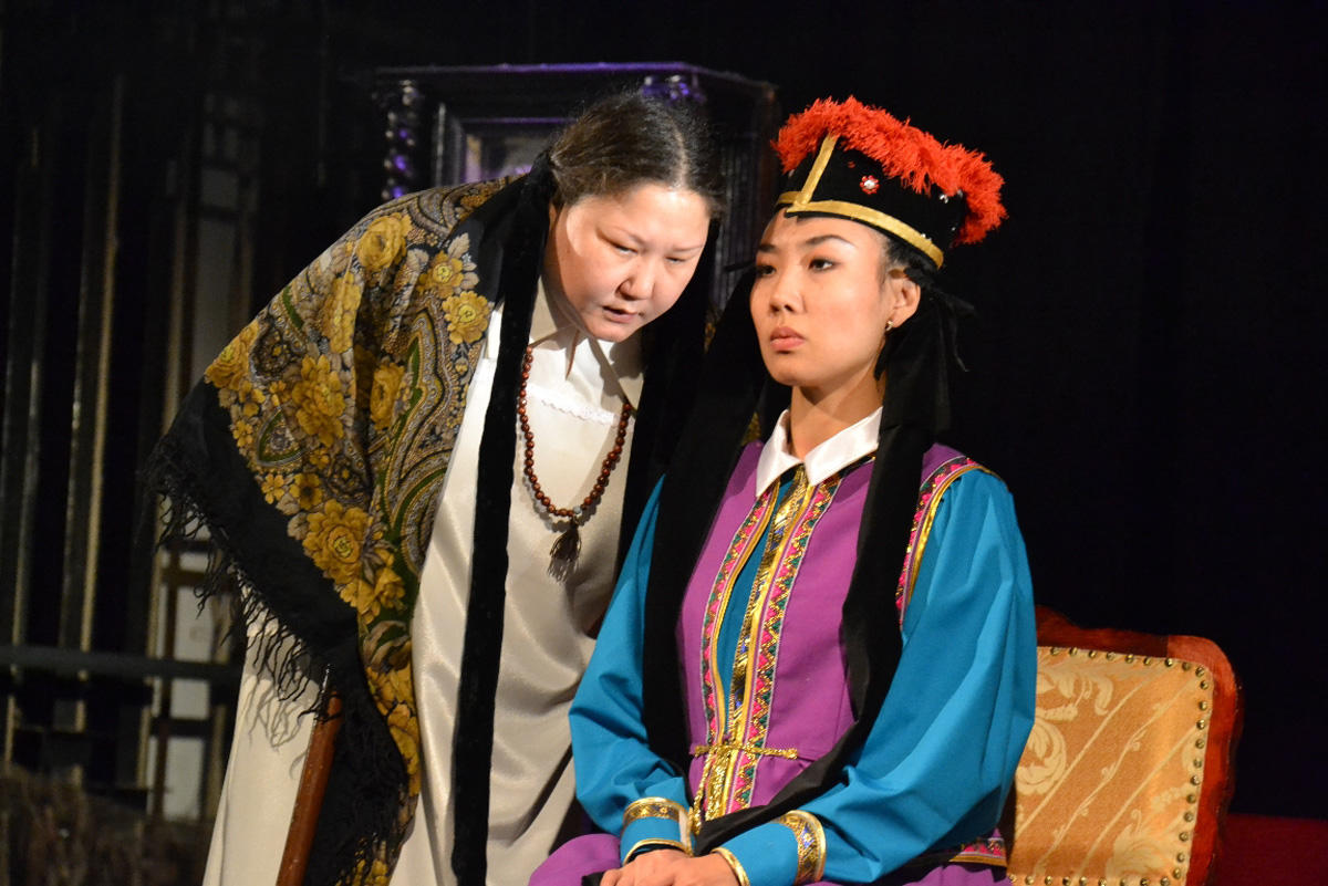 Азербайджанский режиссер награжден двумя медалями в России (ФОТО)