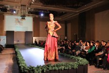 Потрясающее дефиле Тюркской национальной одежды в Баку - традиции и современность (ВИДЕО,ФОТО)