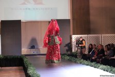 Потрясающее дефиле Тюркской национальной одежды в Баку - традиции и современность (ВИДЕО,ФОТО)
