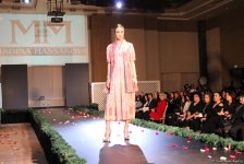 Потрясающее дефиле Тюркской национальной одежды в Баку - традиции и современность (ВИДЕО,ФОТО)