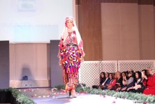 Потрясающее дефиле Тюркской национальной одежды в Баку - традиции и современность (ВИДЕО,ФОТО)