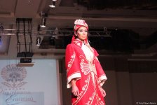 Потрясающее дефиле Тюркской национальной одежды в Баку - традиции и современность (ВИДЕО,ФОТО)
