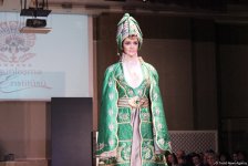 Потрясающее дефиле Тюркской национальной одежды в Баку - традиции и современность (ВИДЕО,ФОТО)