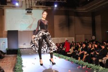 Потрясающее дефиле Тюркской национальной одежды в Баку - традиции и современность (ВИДЕО,ФОТО)