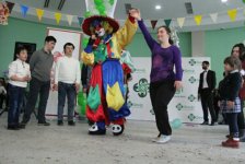 Популярные исполнители порадовали воспитанников Центра  реабилитации лиц с синдромом Дауна (ФОТО)