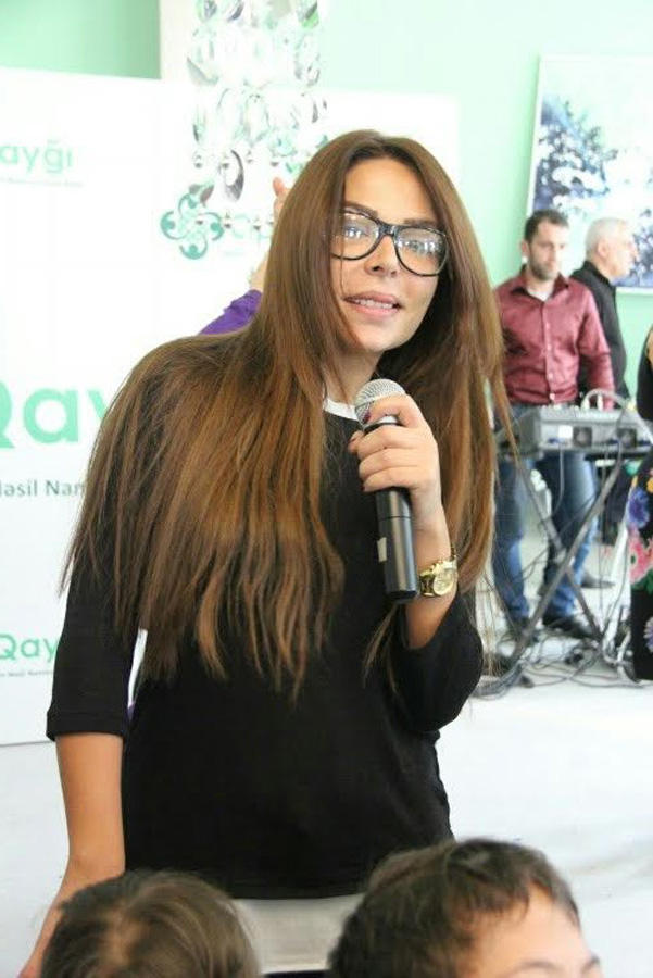 Популярные исполнители порадовали воспитанников Центра  реабилитации лиц с синдромом Дауна (ФОТО)