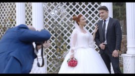 Новогодний сюрприз от Лейлы Мустафаевой – телеведущая в свадебном платье (ФОТО)