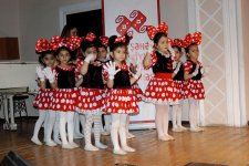 Ангелочки и азербайджанские звезды (ФОТО)