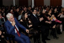 Ангелочки и азербайджанские звезды (ФОТО)