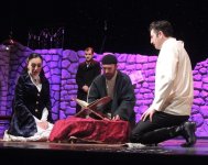 Потрясающая история любви и надежды Али и Нино в театре (ФОТО)