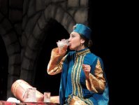 Потрясающая история любви и надежды Али и Нино в театре (ФОТО)