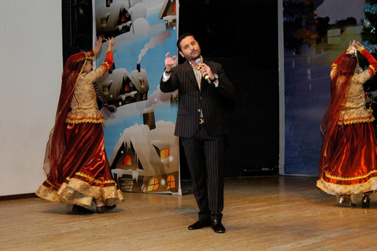 Ангелочки и азербайджанские звезды (ФОТО)