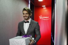 В гостях у самих себя: азербайджанские телезвезды в новогоднем шоу (ФОТО)