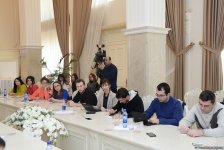 Азербайджан и Беларусь намерены увеличить экспорт техники и запчастей в третьи страны - посол (ФОТО)