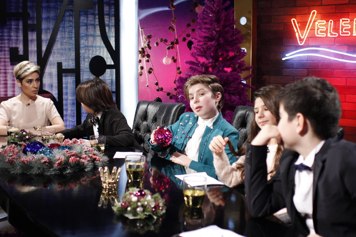 Азербайджанские телезвезды и участники фестиваля  "ЗИМА" поменялись местами (ФОТО)