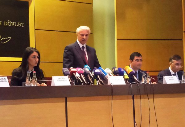 Минналогов Азербайджана работает над увеличением поступлений в 2017 году - замминистра (ФОТО)